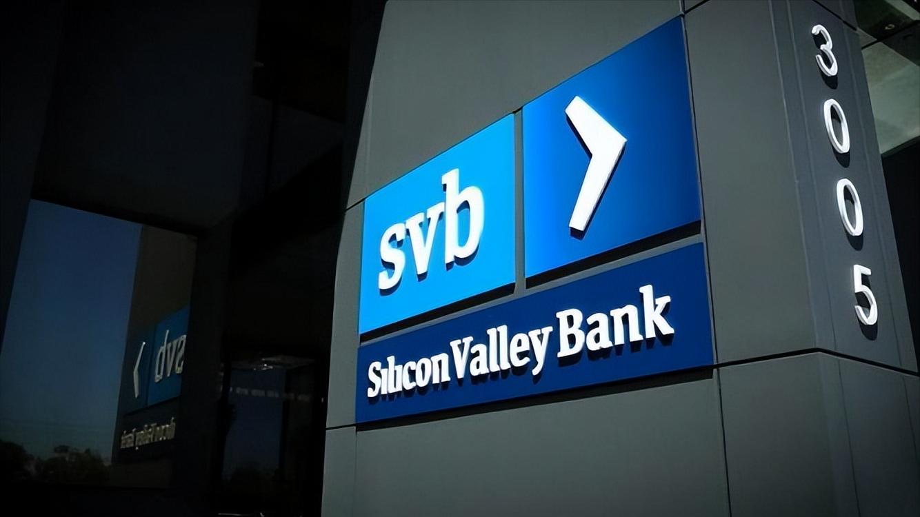 多国抛售的美债是谁接手的 (美媒看全球买家抛售美债)