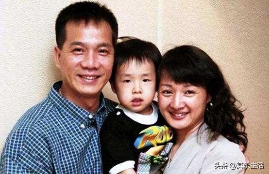 台剧《刺马》播出30年，剧中演员境况不一，女演员们早早退圈