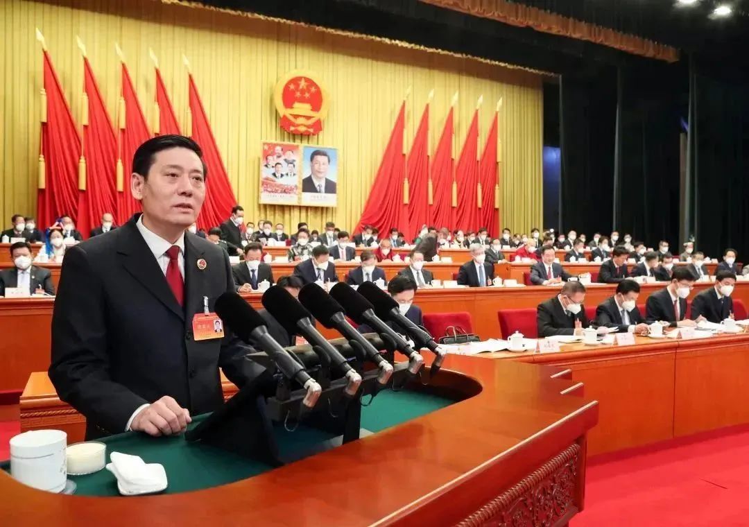 聚焦两会数读政府工作报告,聚焦两会检察工作报告