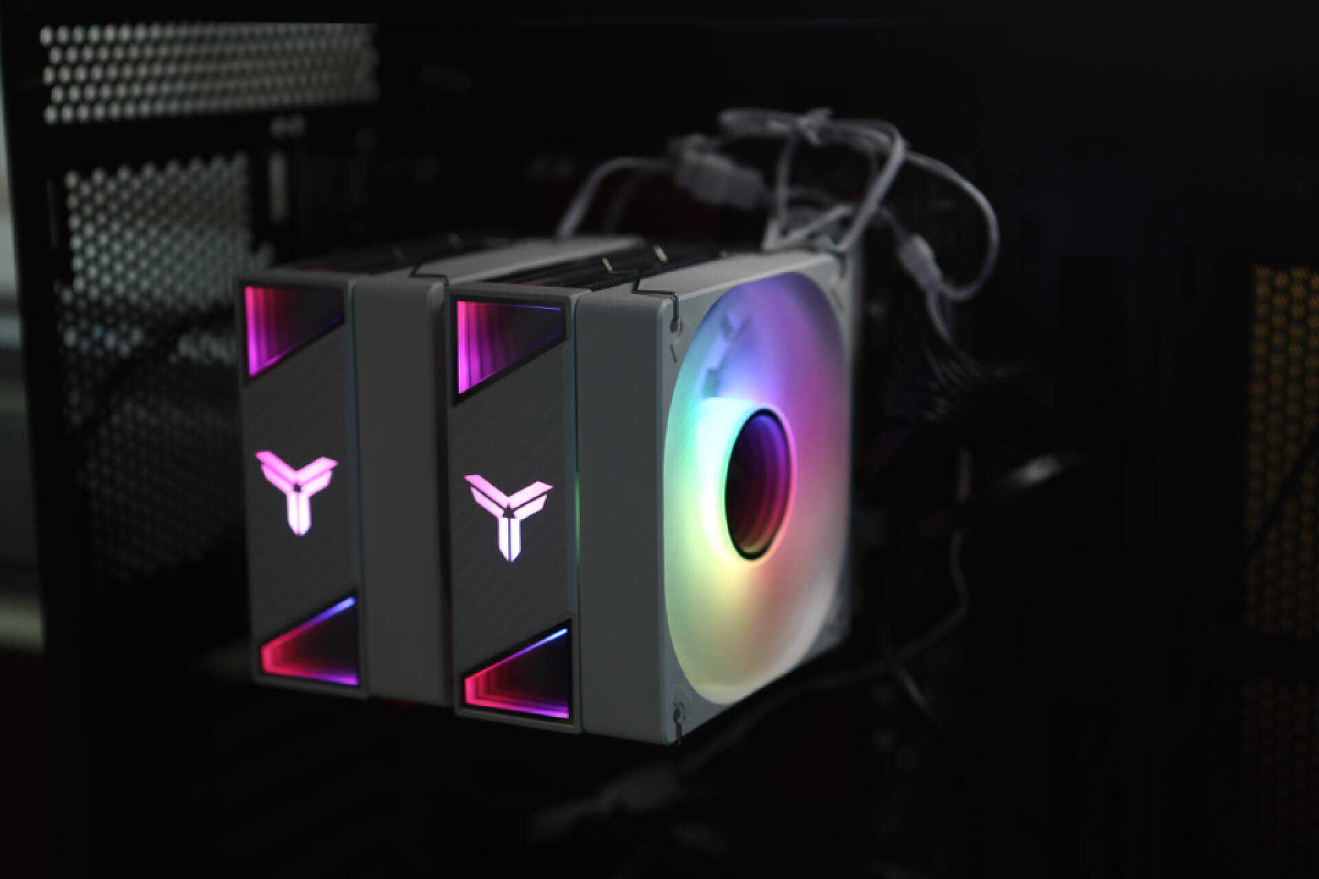 乔思伯cr1000evoargb散热器性能如何,风冷散热器能压13代cpu吗