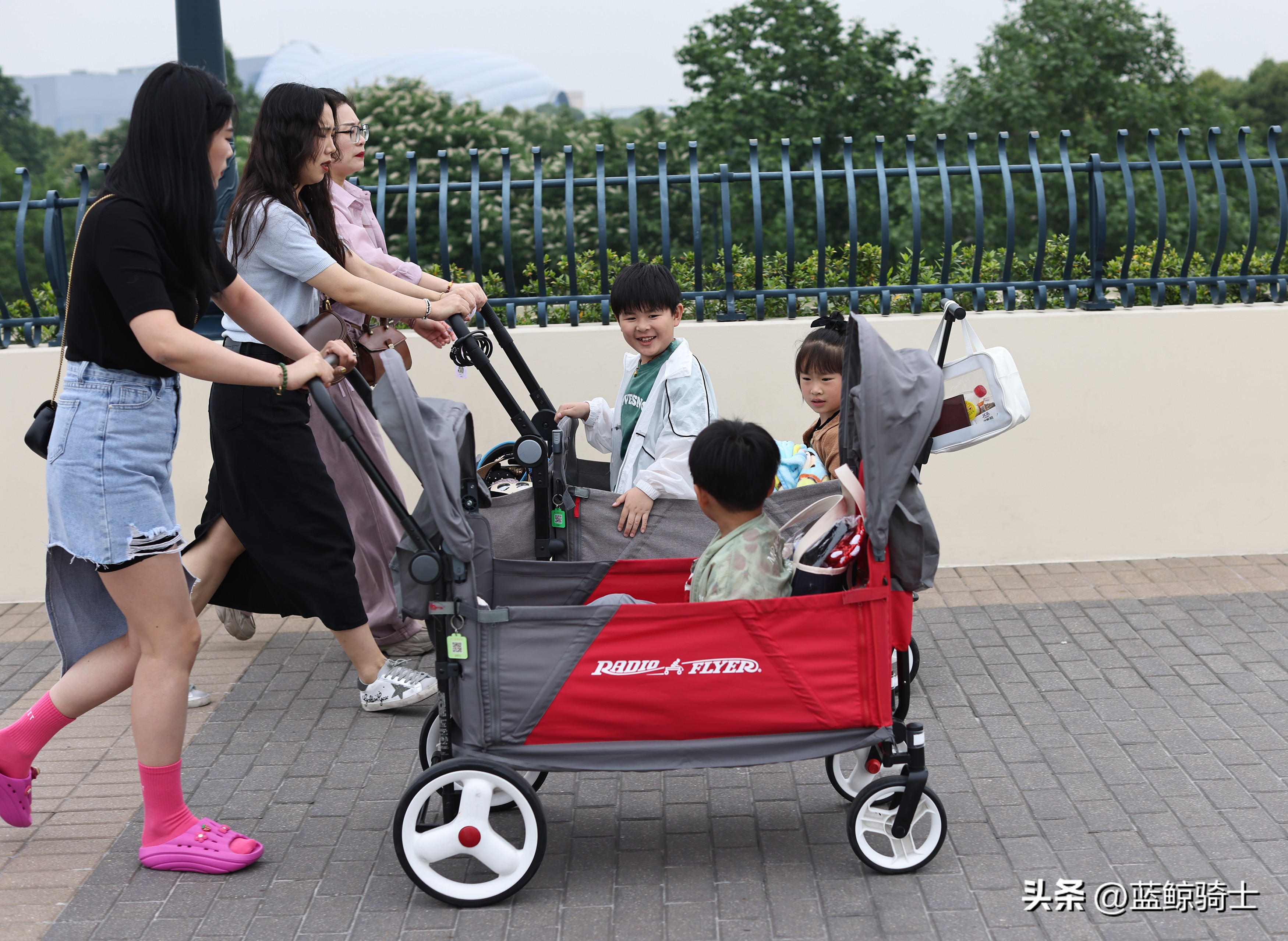 上海迪士尼乐园适合小女孩玩的,上海迪士尼儿童游玩路线