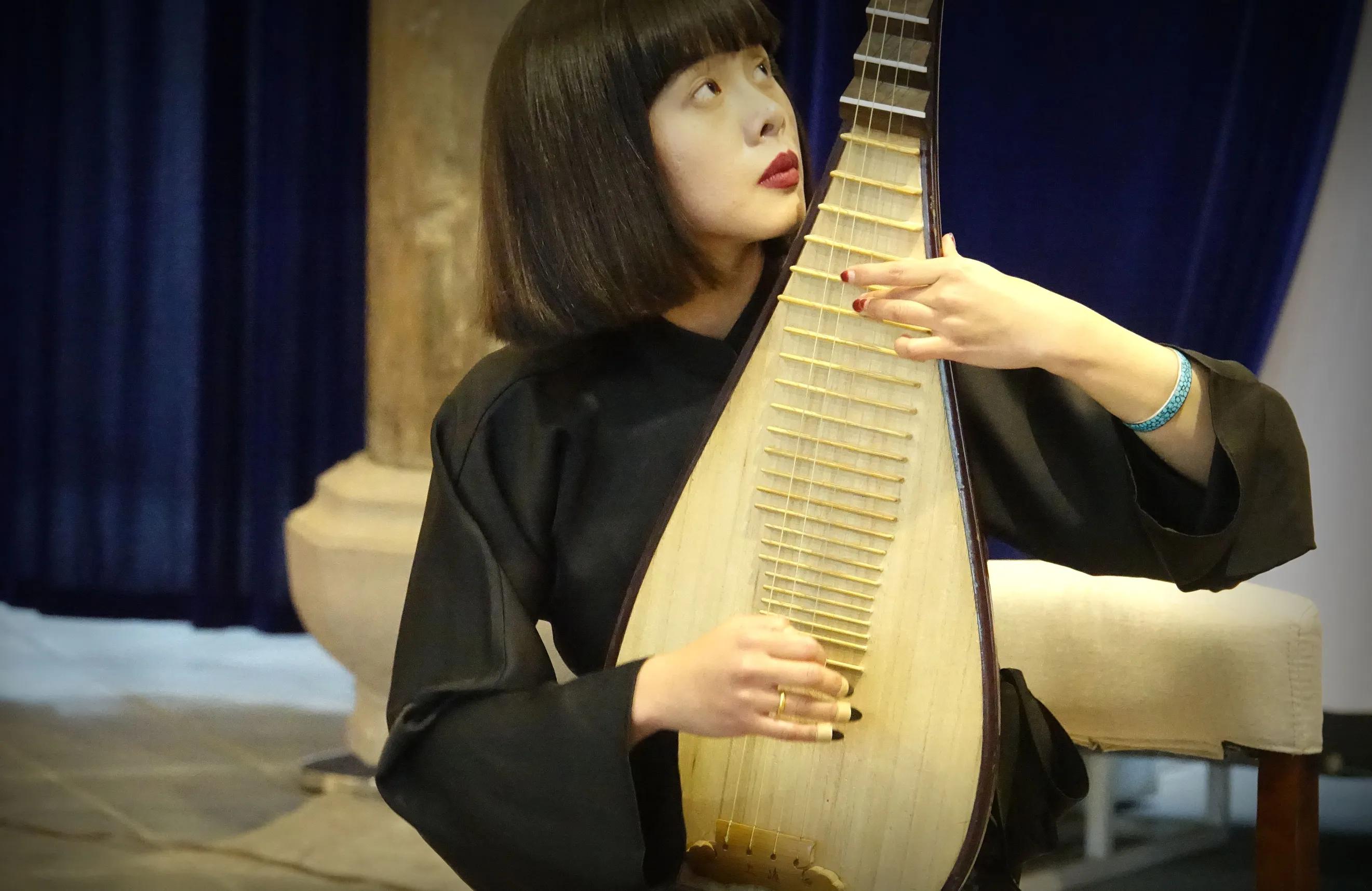 文献名邦在大理古城哪个门,文献名邦与白族服饰之美