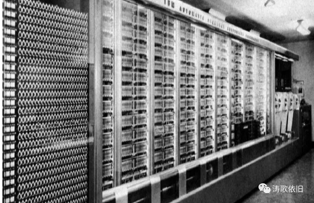 计算机详细历史,计算机发展简史200字