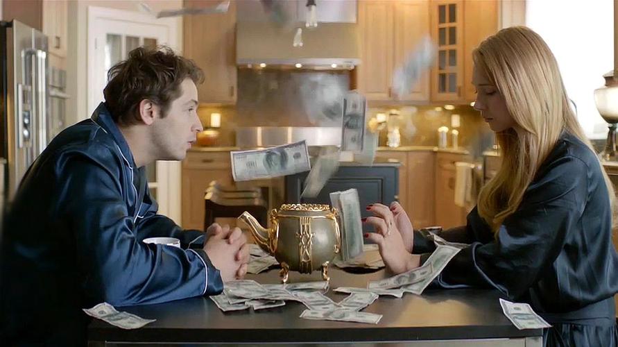 《错换人生》:以轻松幽默的手法呈现出人际、家庭和爱情等问题