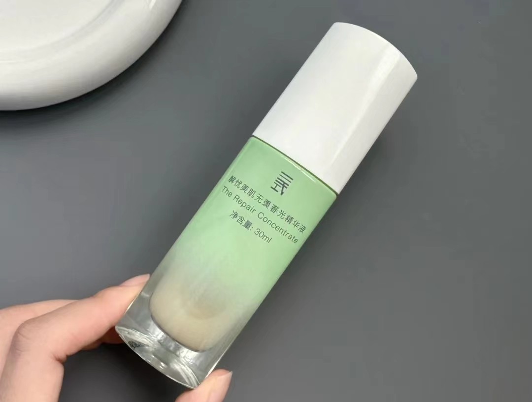 国货抗衰精华平价,很丑却很好用国货之光精华