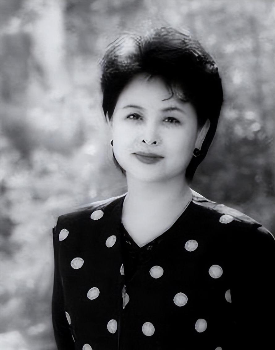 央视6位主持人因癌症英年早逝,电视台主持人得癌症的多为什么