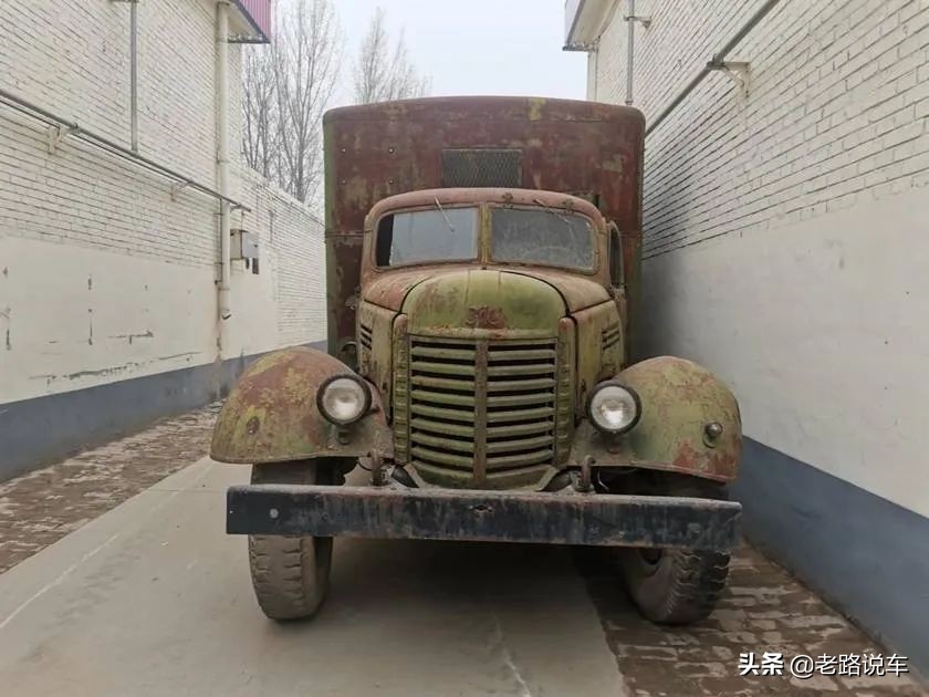 路边的经典——曾印在人民币上的吉斯150