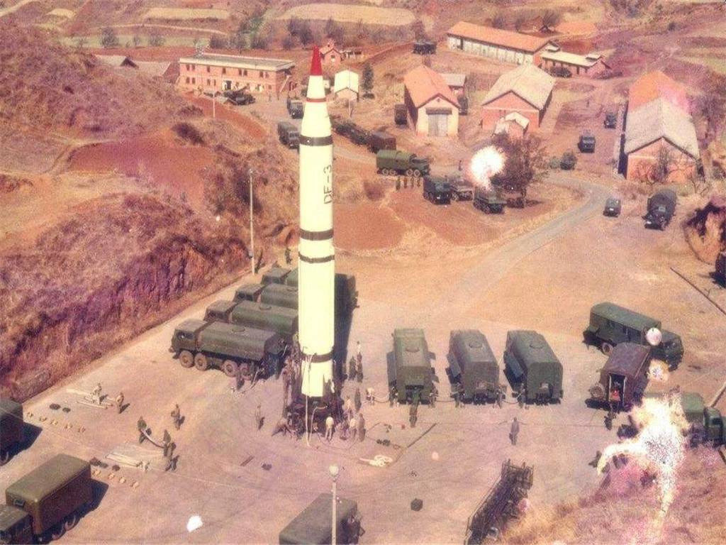 沙特百亿美元购买歼31战机,沙特东风导弹35亿美元