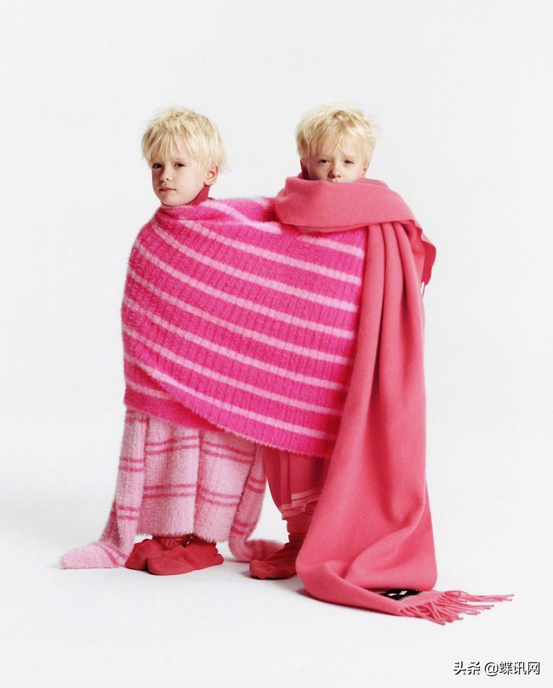 jacquemus2021女装发布会,jacquemus秋冬巴黎时装周