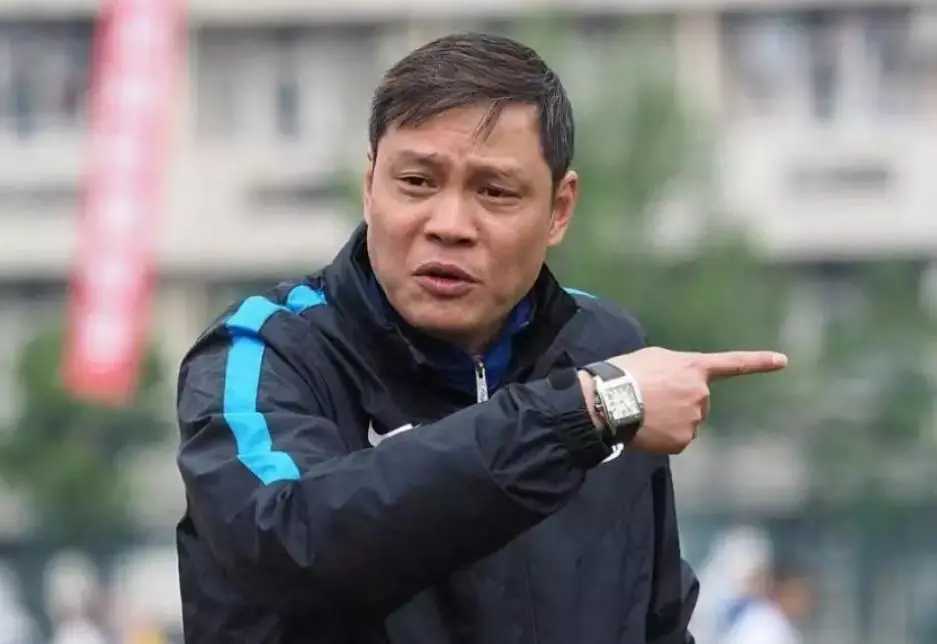 球迷对村超的看法,村超比赛停了吗