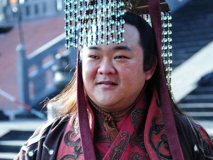 刘备“*妻换**如换衣”之谜：夜抱夫人玩玉人！