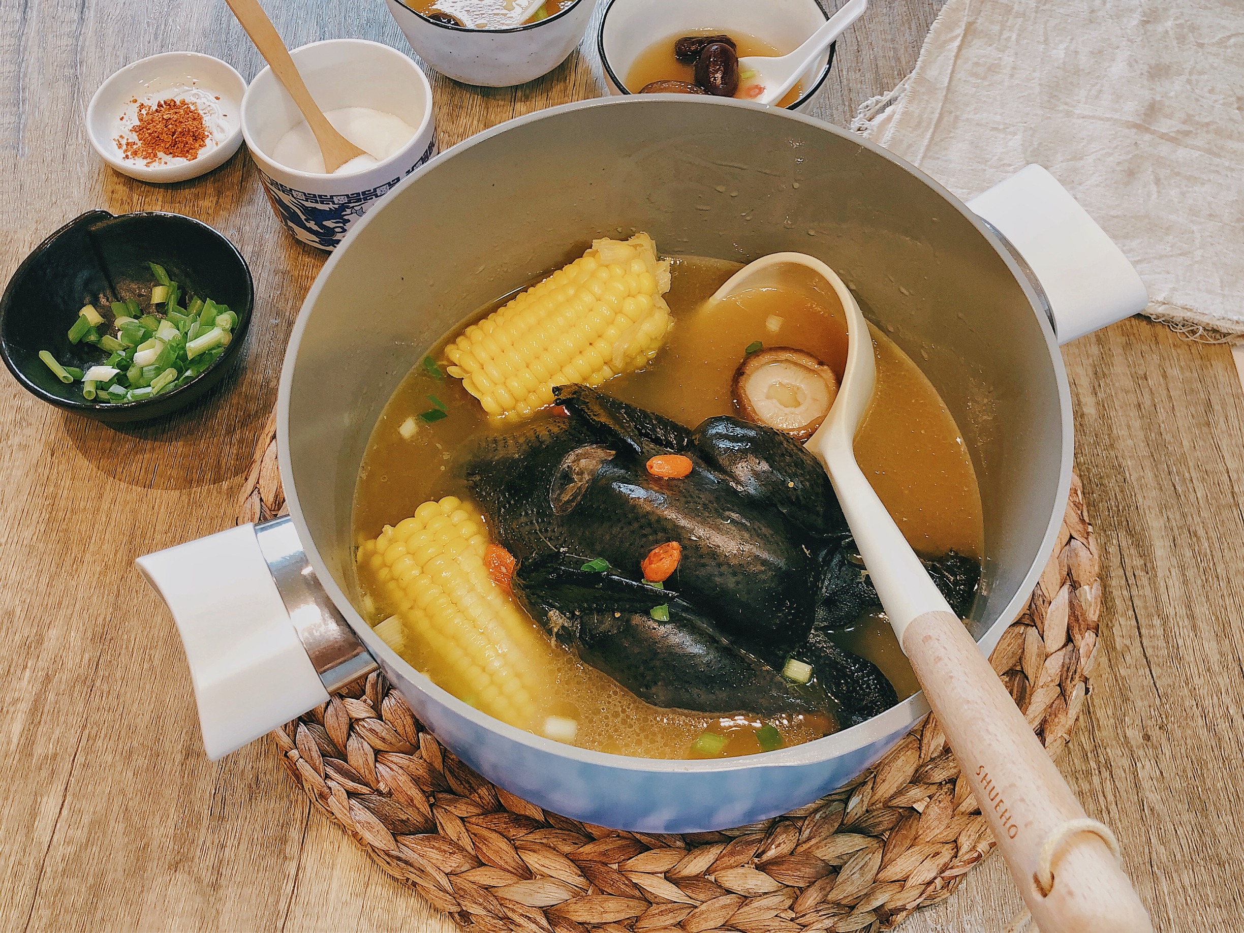 7款滋养好气色的乌鸡汤做法,经典正宗乌鸡汤