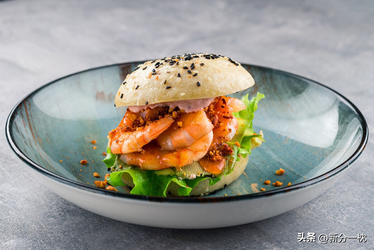 为什么很多人认为汉堡是垃圾食品,汉堡真的很垃圾没营养吗