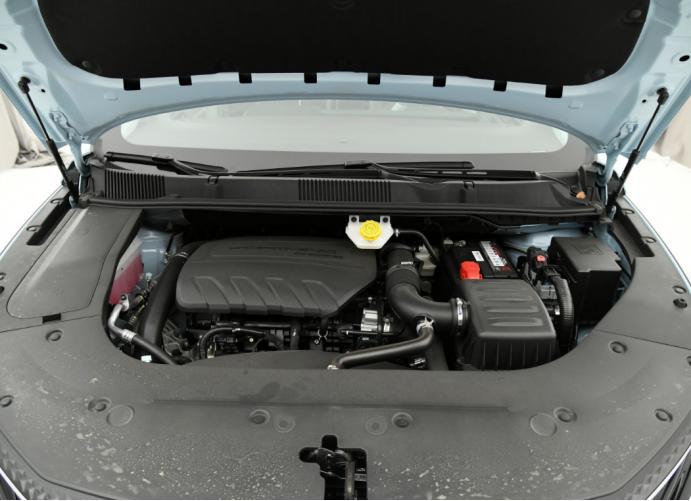 七座家用mpv游艇,风行mpv12款