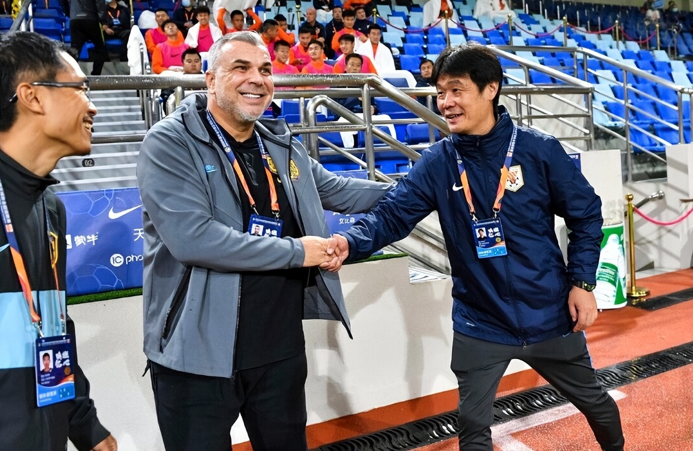 重新起航无惧前程,重新起航足球