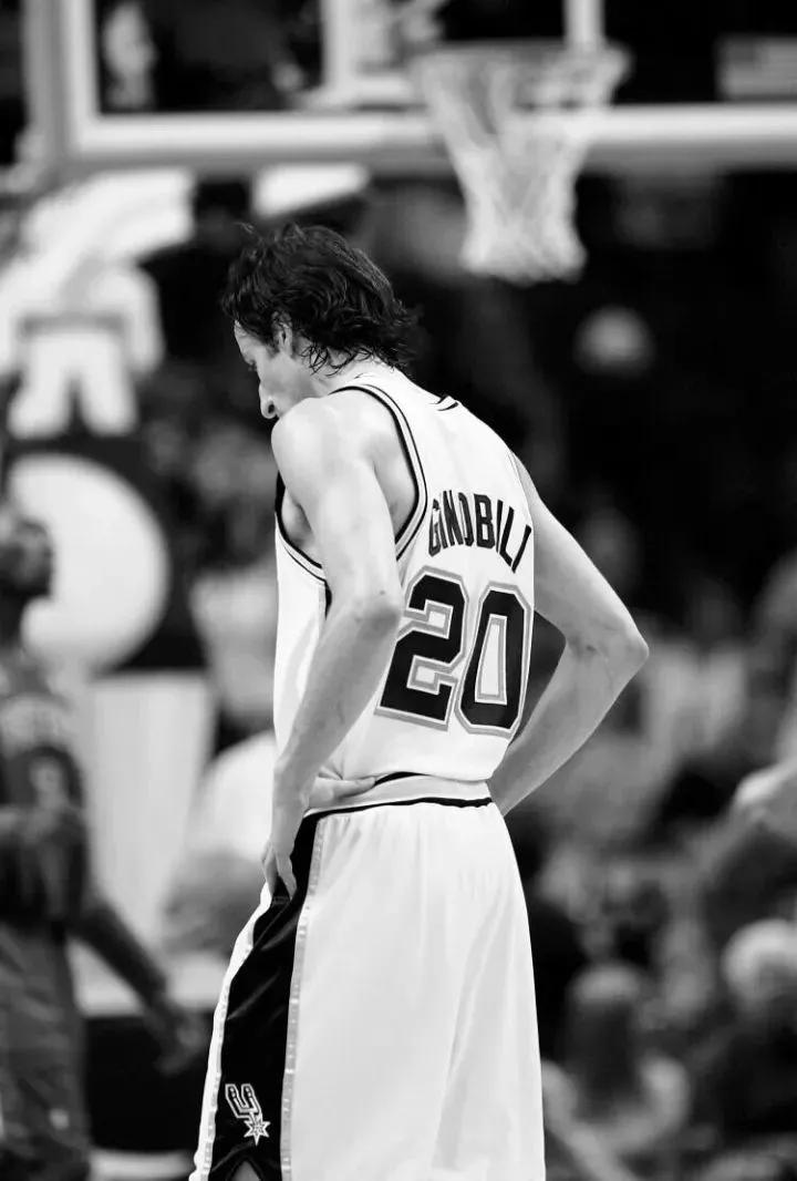 马刺50号球员,马刺吉诺比利职业生涯场均