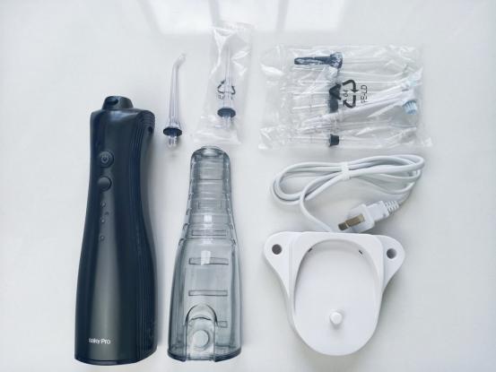 水牙线冲牙器和水牙线便携式区别,冲牙器水牙线