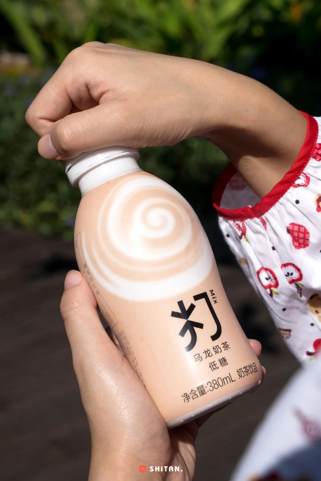 打奶茶真的好喝吗,之前很火的爆打奶茶