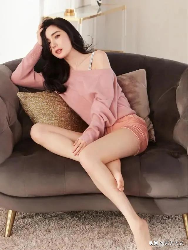 杨幂同款睡衣红黑格子,杨幂同款绿格子睡衣