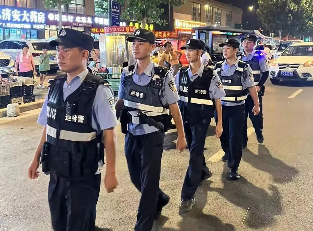 夏季治安打击整治“百日行动”丨尽锐出战!河南洛阳公安全力开展夏夜治安巡查宣防第二次集中统一行动