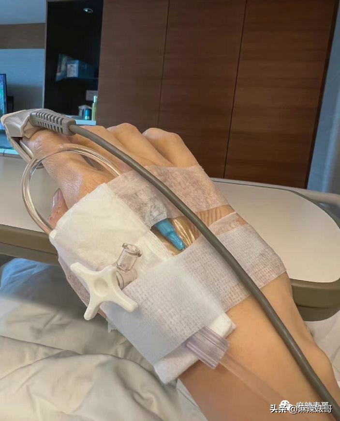 李嘉欣晒住院照评论,李嘉欣急救内情曝光