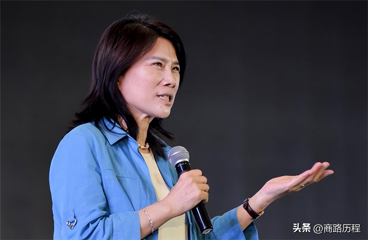 董明珠的创业经历简介,董明珠从一个家庭变成铁娘子