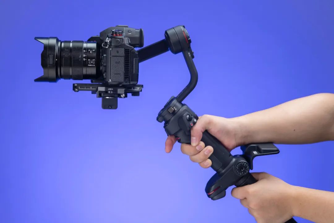 智云稳定器weebill3拍视频,智云稳定器weebill3说明书