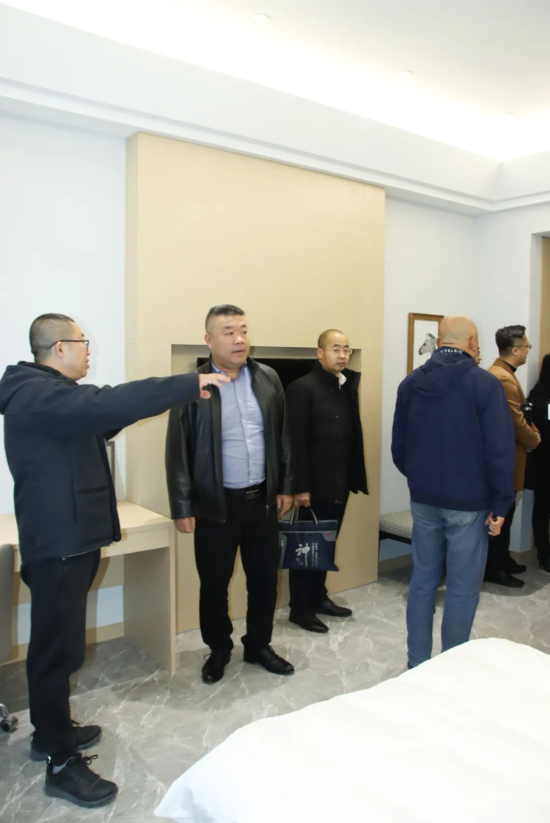 灞辫タ濂囩編姗辨煖,灞辫タ濂囩編鍘ㄦ煖绉戞妧鏈夐檺鍏徃