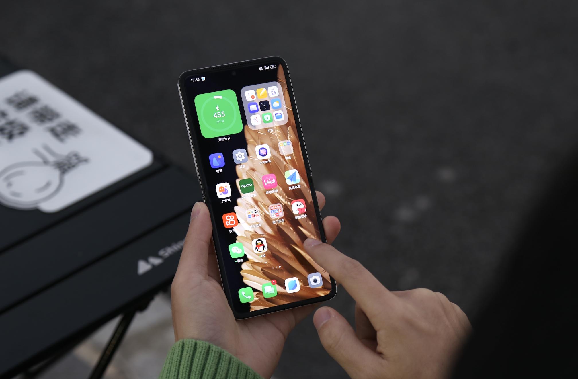 oppofindn2flip深度外屏评测,oppofindn2瑕疵屏