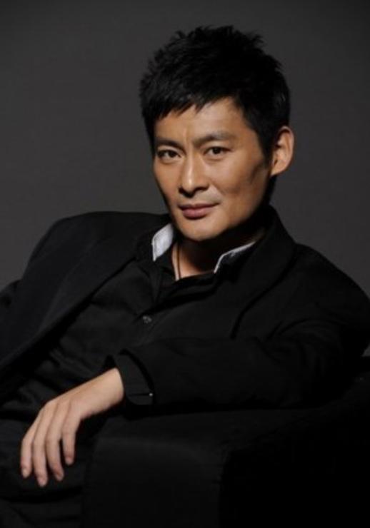 景岗山个人近照,景岗山年轻个人资料