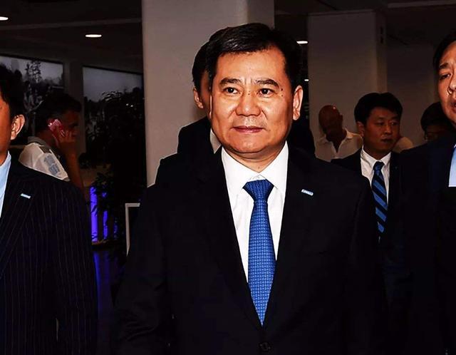 京东与苏宁对比分析报告,苏宁和京东现状分析