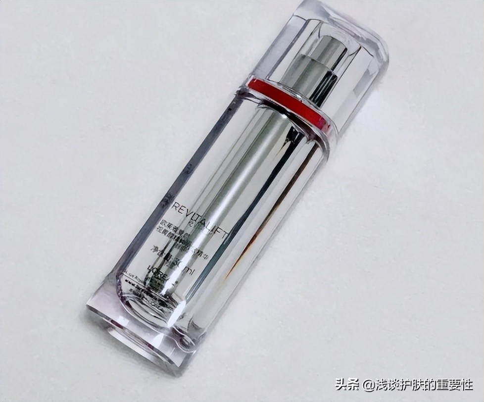 抚平细纹变年轻,延缓人衰老的护肤品