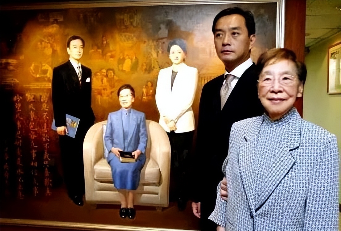 婆媳同命，不当贵妇成了强悍女掌门，扛起风华落尽的汽车王国