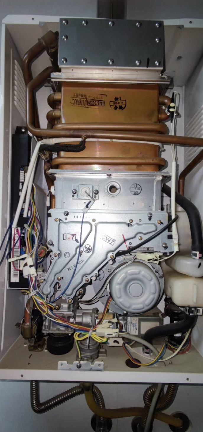 换了煤气热水器,燃气热水器更换需注意什么