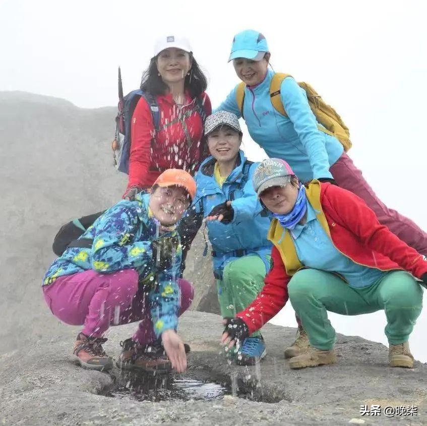 作为庄河人,没有攀援过这座山还真是一种遗憾