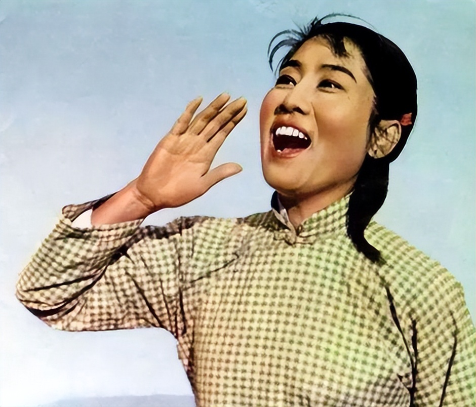 八位健在的老演员,18位已故的老演员有哪些