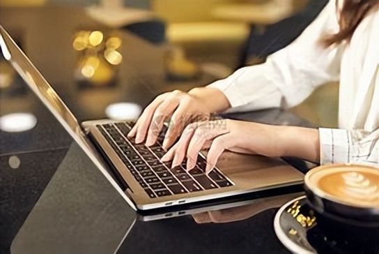 笔记本电脑推荐2022便宜性价比高,笔记本电脑2022款哪款性价比最高