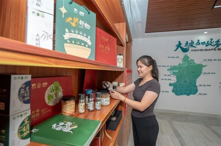 琼字起名字好吗,琼名字寓意