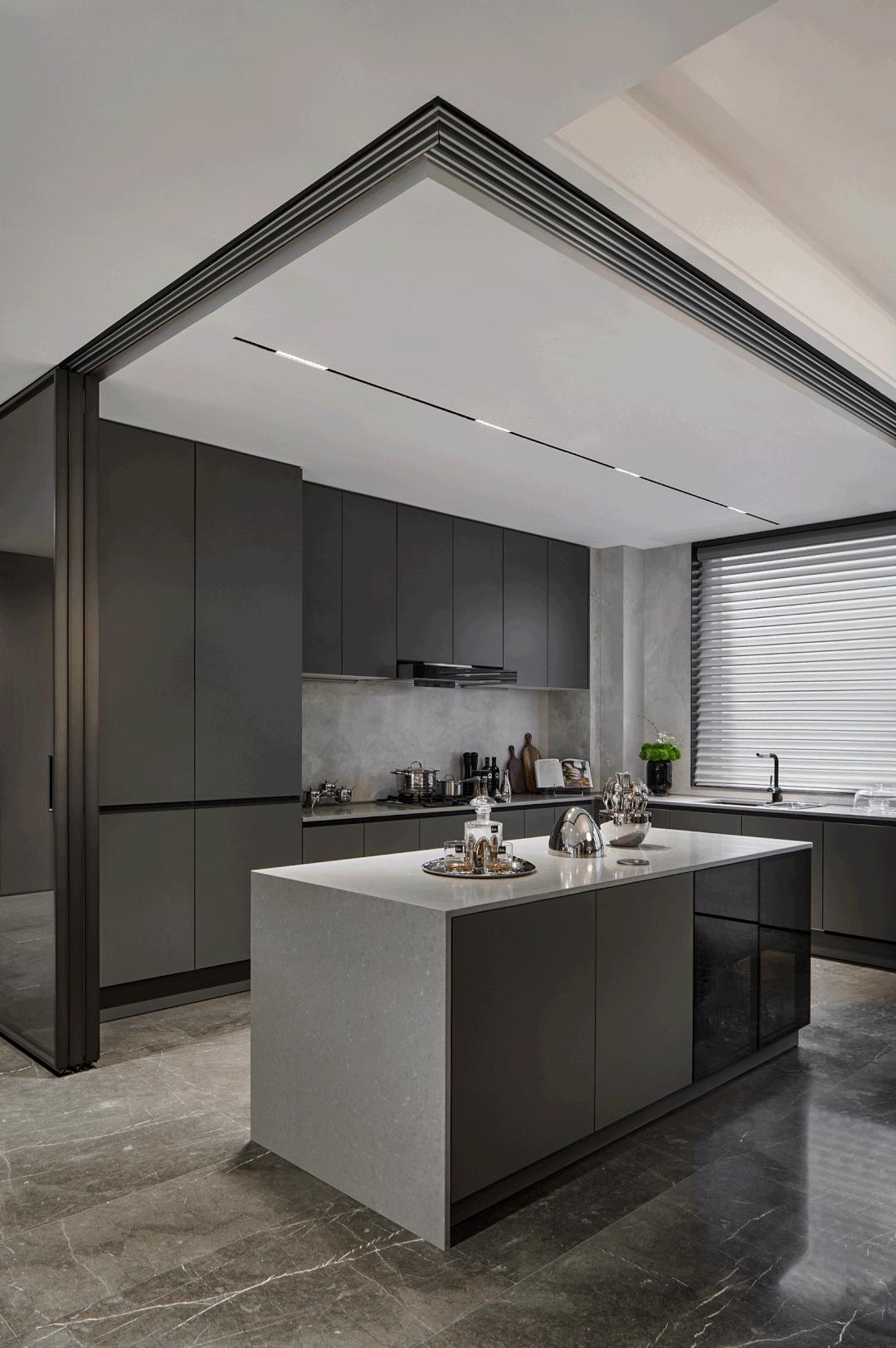 厨房安装吊柜和台面有关系吗,厨房台面没做好可以装烟机吗