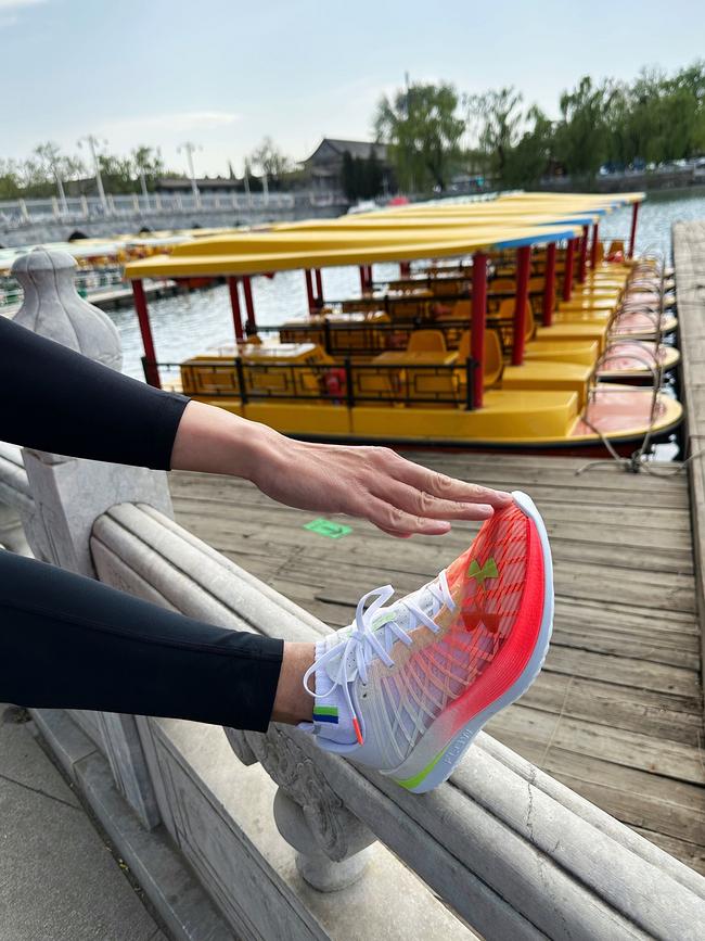 人生中的第一双碳板跑鞋怎么选,普通人也能驾驭的碳板跑鞋