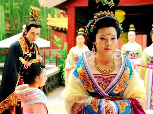 唐玄宗更爱武惠妃还是杨贵妃,唐玄宗杨贵妃武惠妃