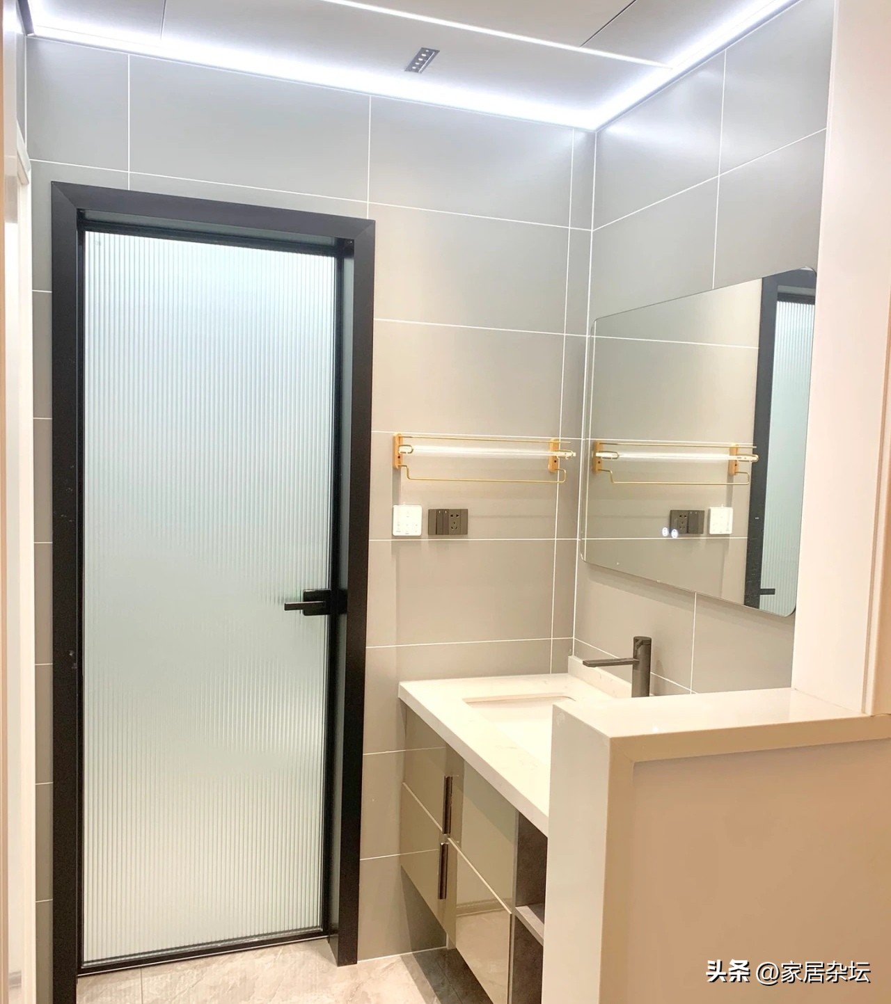 卫生间直对入户门怎么化解,卧室门对卫生间门最佳解决方法