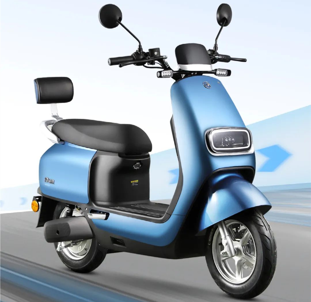 绿佳推出星钻，动感车身设计，搭载矢量变频控制器，续航与动力足