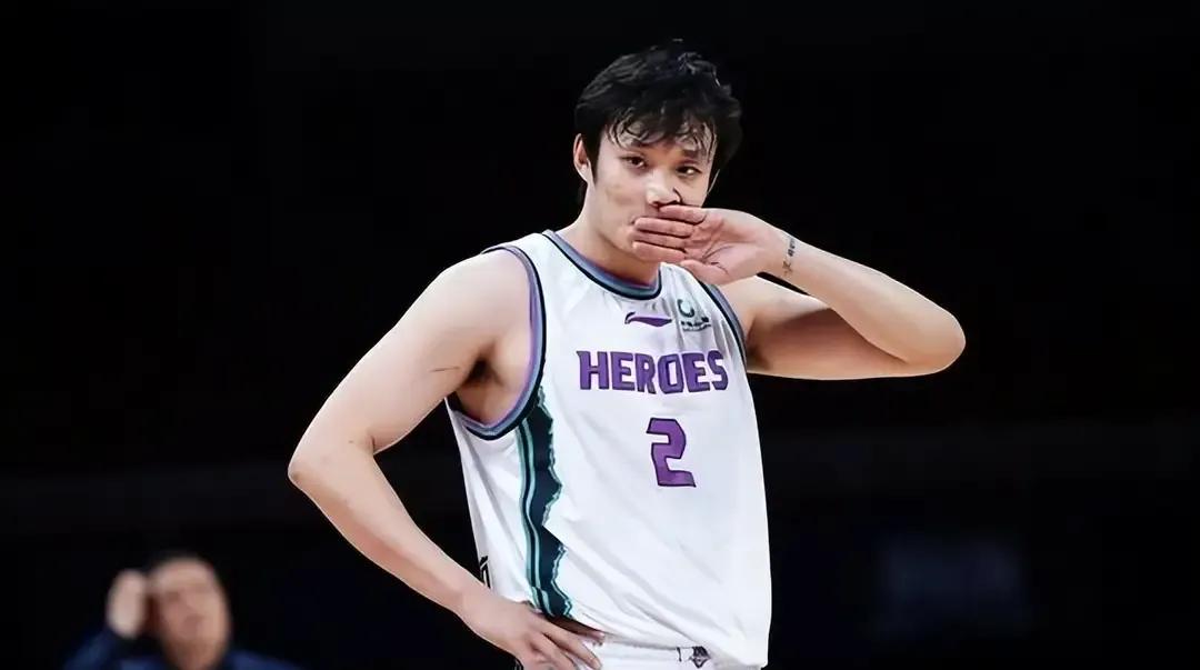 李凯尔山东男篮,李凯尔男篮视频