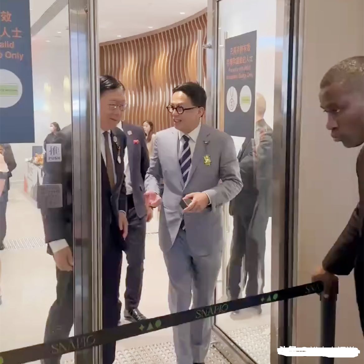 李泽楷富二代,中国顶级富二代李泽楷