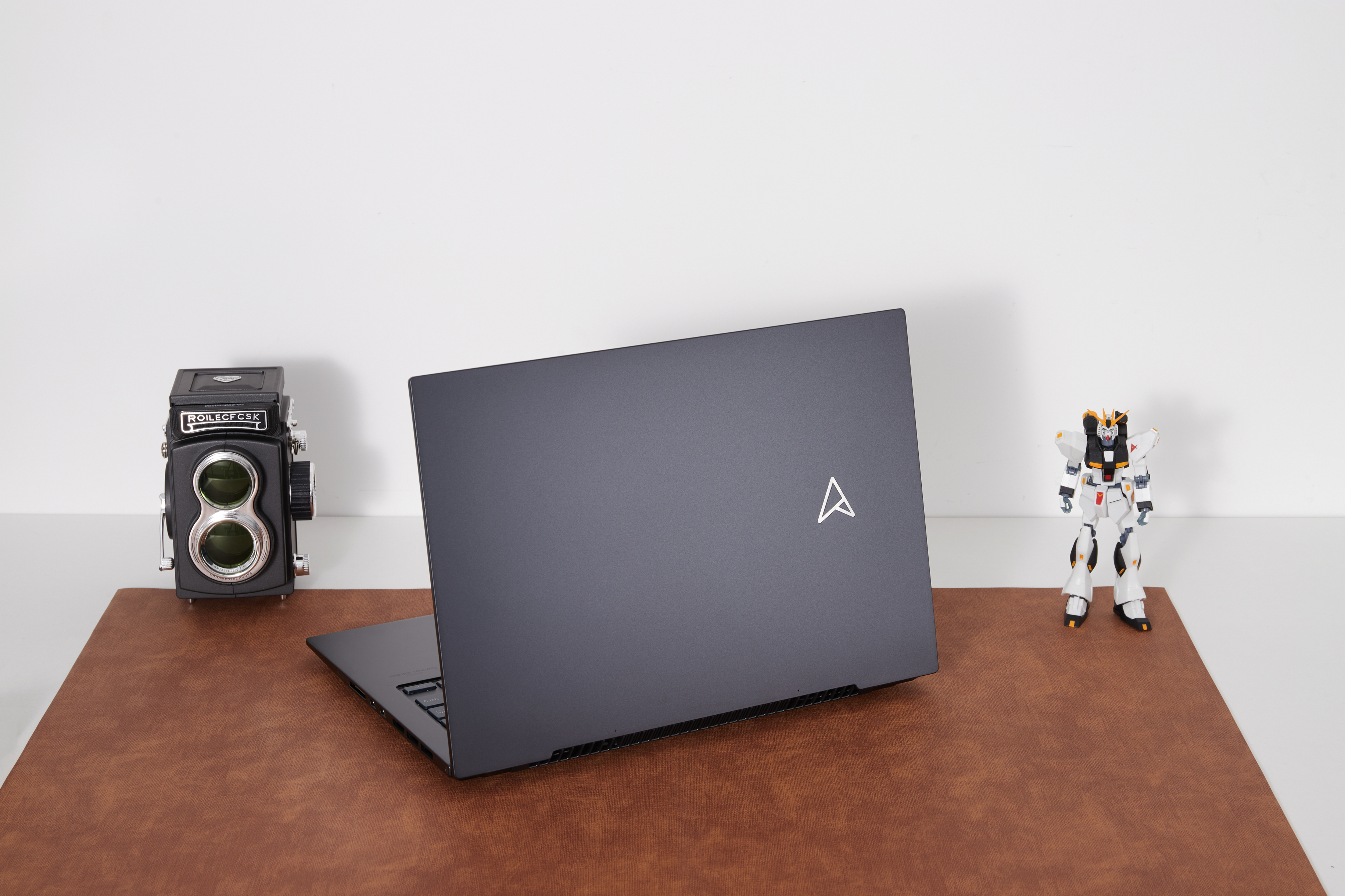 mbp笔记本,mbp14寸装win11要多久