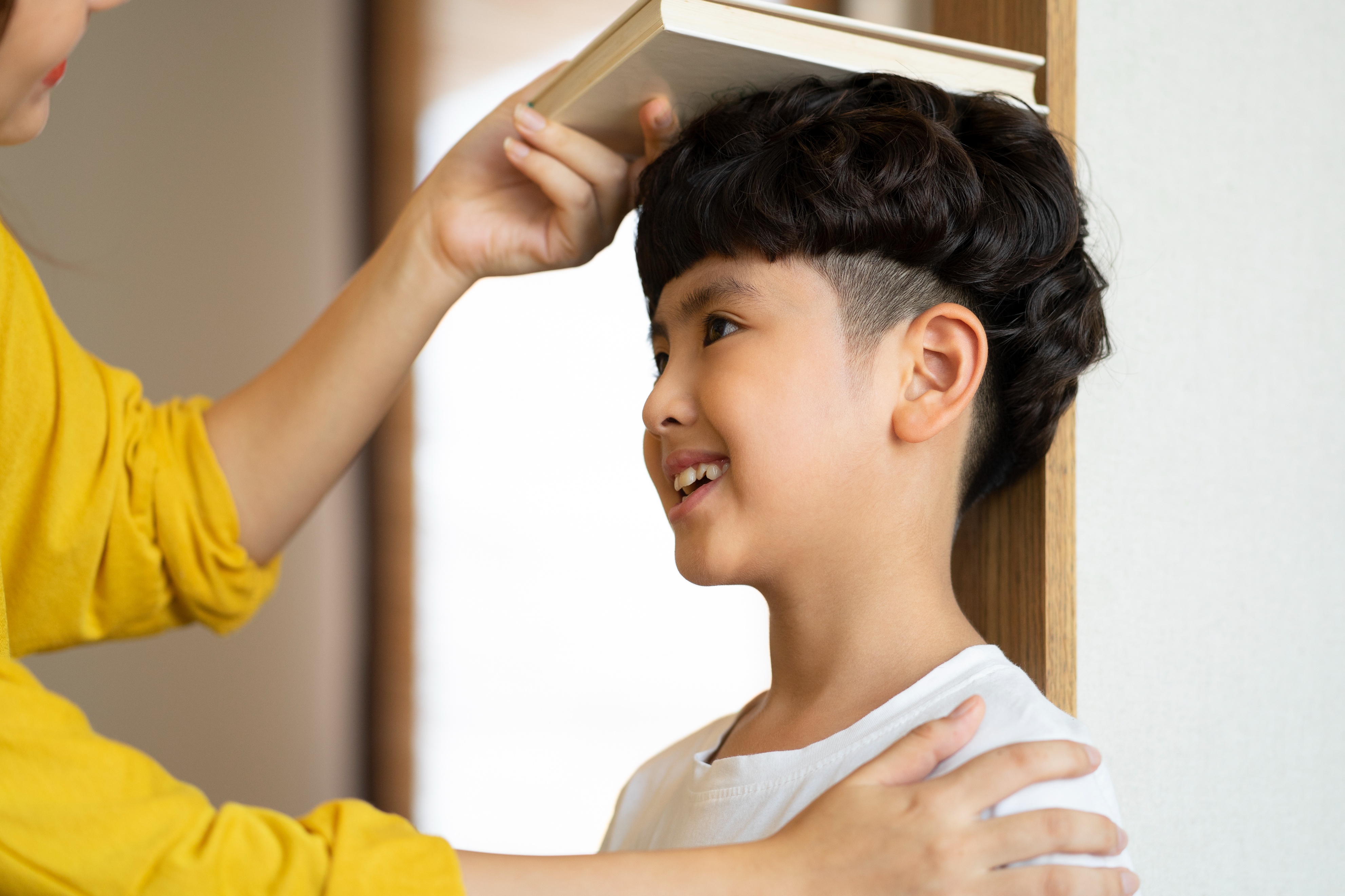 孩子能长多高看这四个要素就知道,小孩身高长得太快是好还是坏