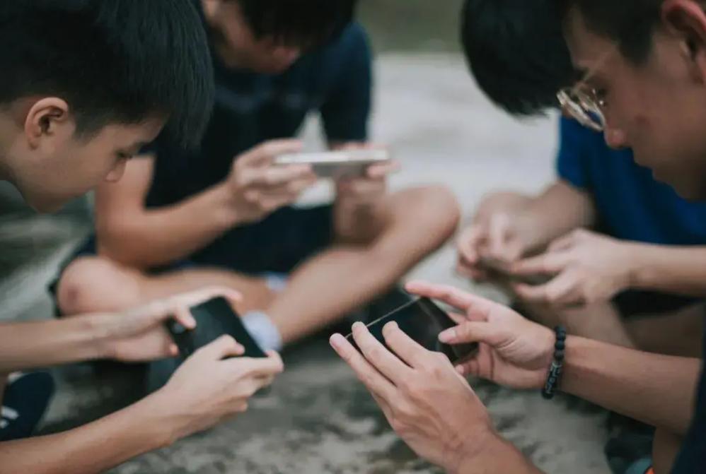 网络游戏外挂涉嫌多种违法,破特大非法经营网络游戏案