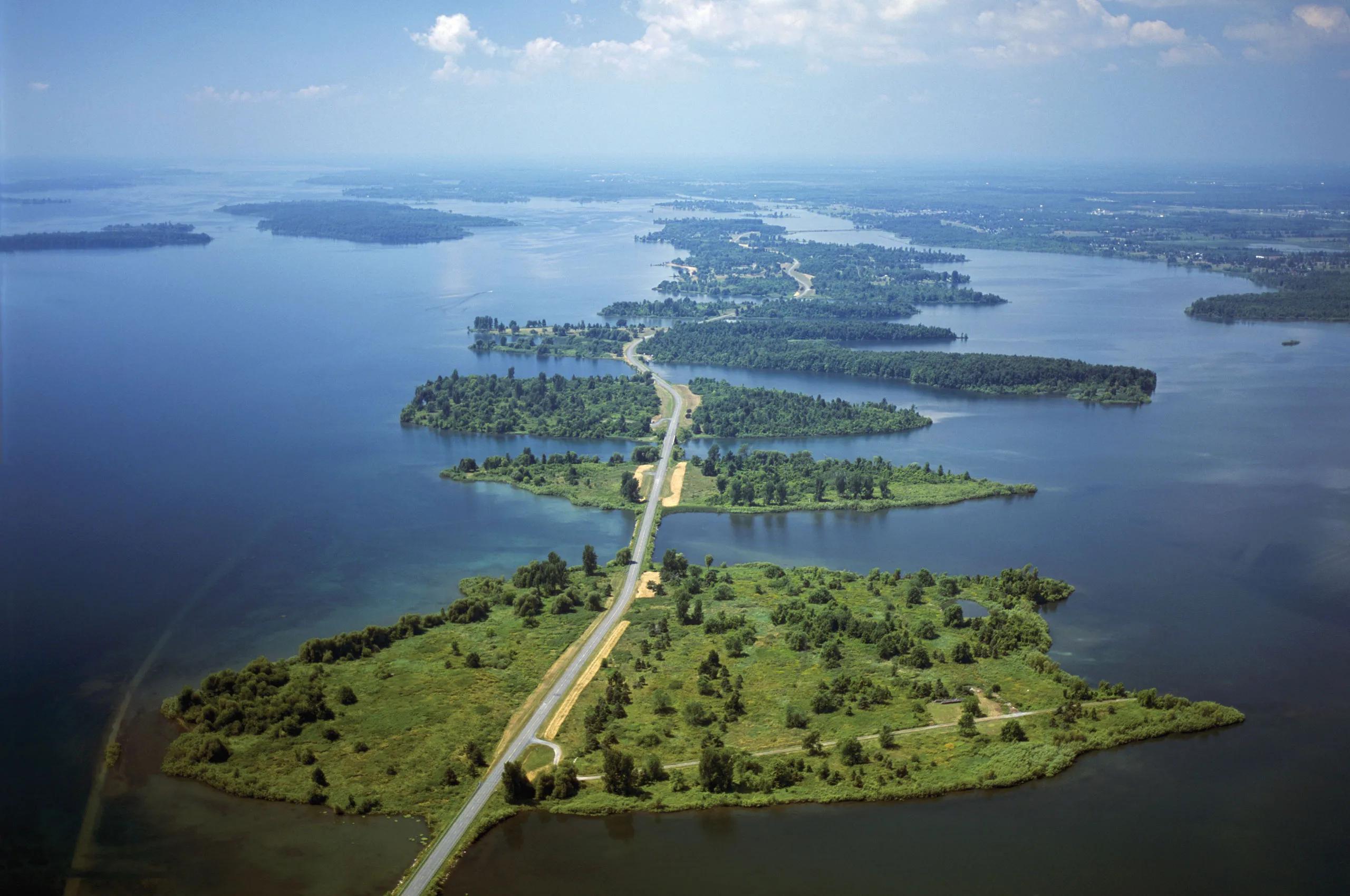 加拿大夏季旅游景点,加拿大避暑天堂游玩攻略