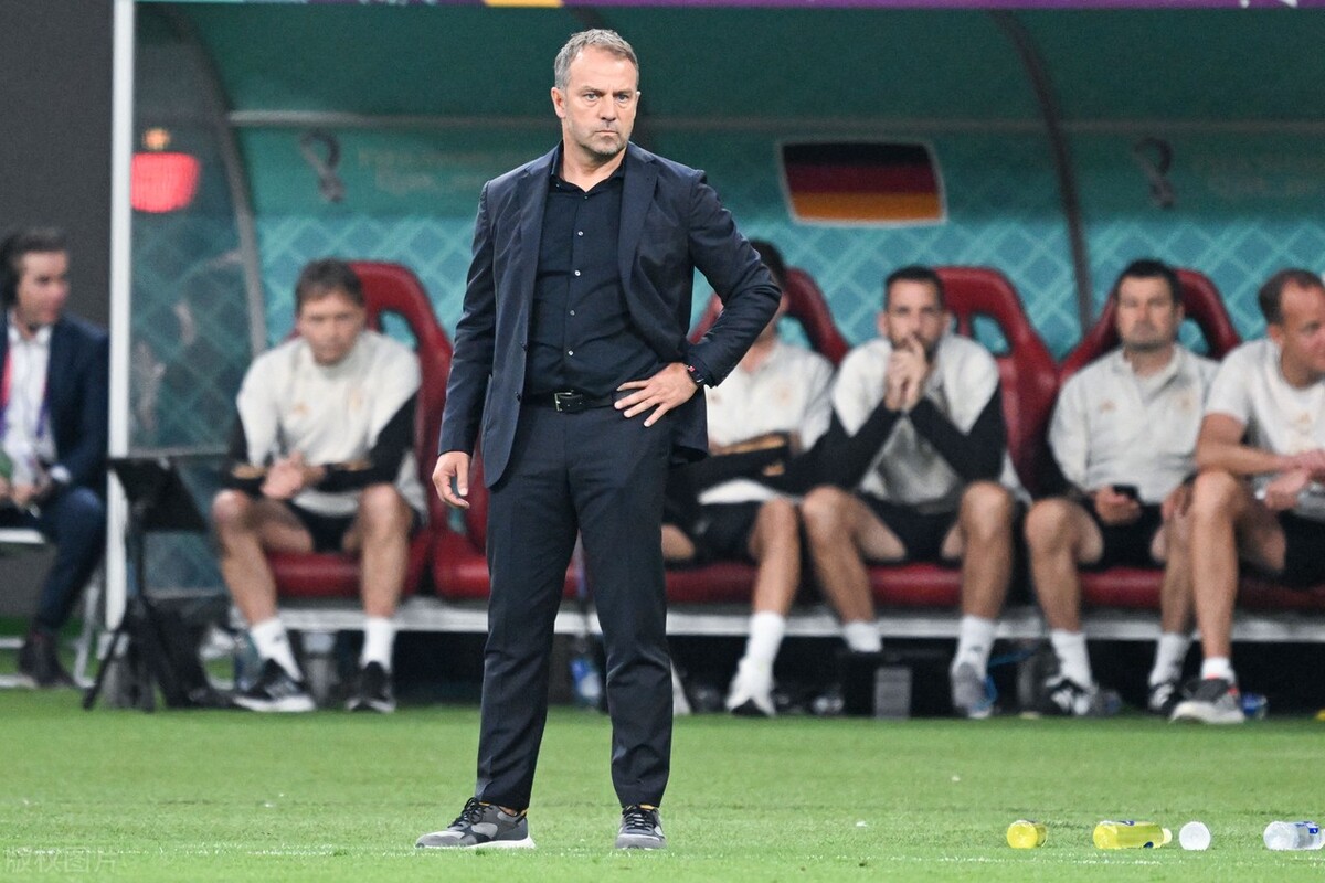 世界杯日本队2-1逆转胜德国冷门,2018年足球世界杯德国vs日本比赛